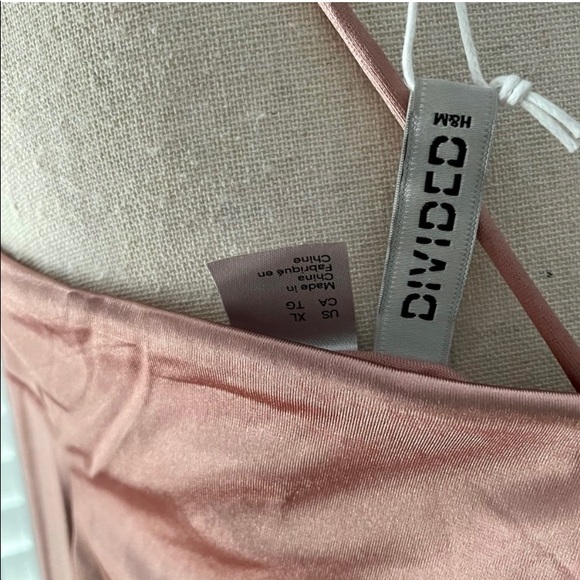 NWT H&M Satin Rose Quartz Prom Wedding Gown - Picture 2 of 10